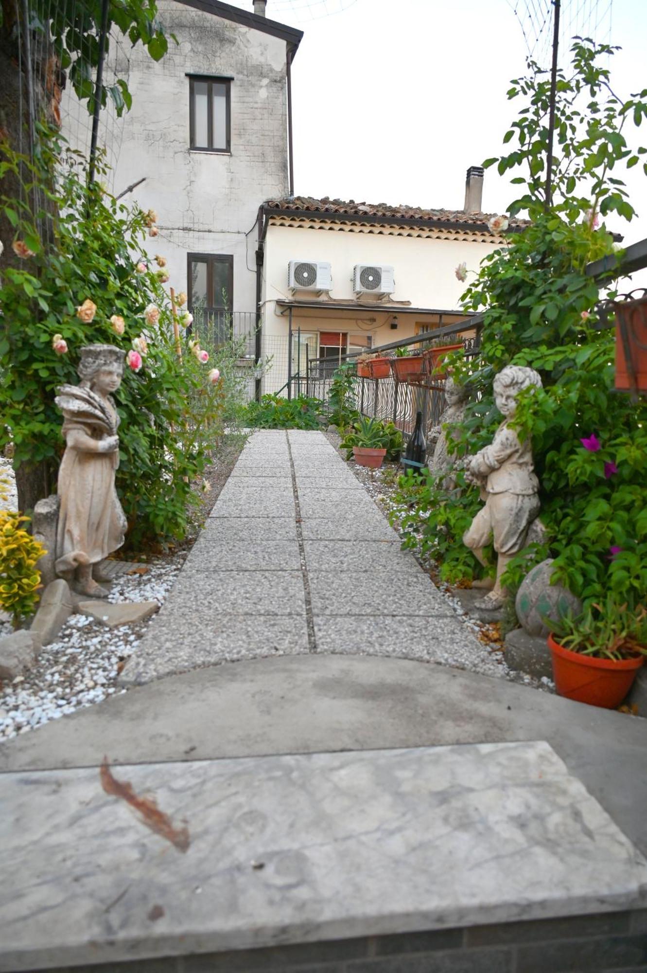 Giardino Darianna Ripacandida Exterior foto